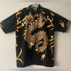 Vintage Ninety Golden Dragon Print Short Sleeve Button Up Shirt in Black size L